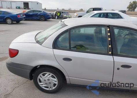 2000 Saturn Sl from USA, damaged, VIN 1G8ZF5281YZ256297